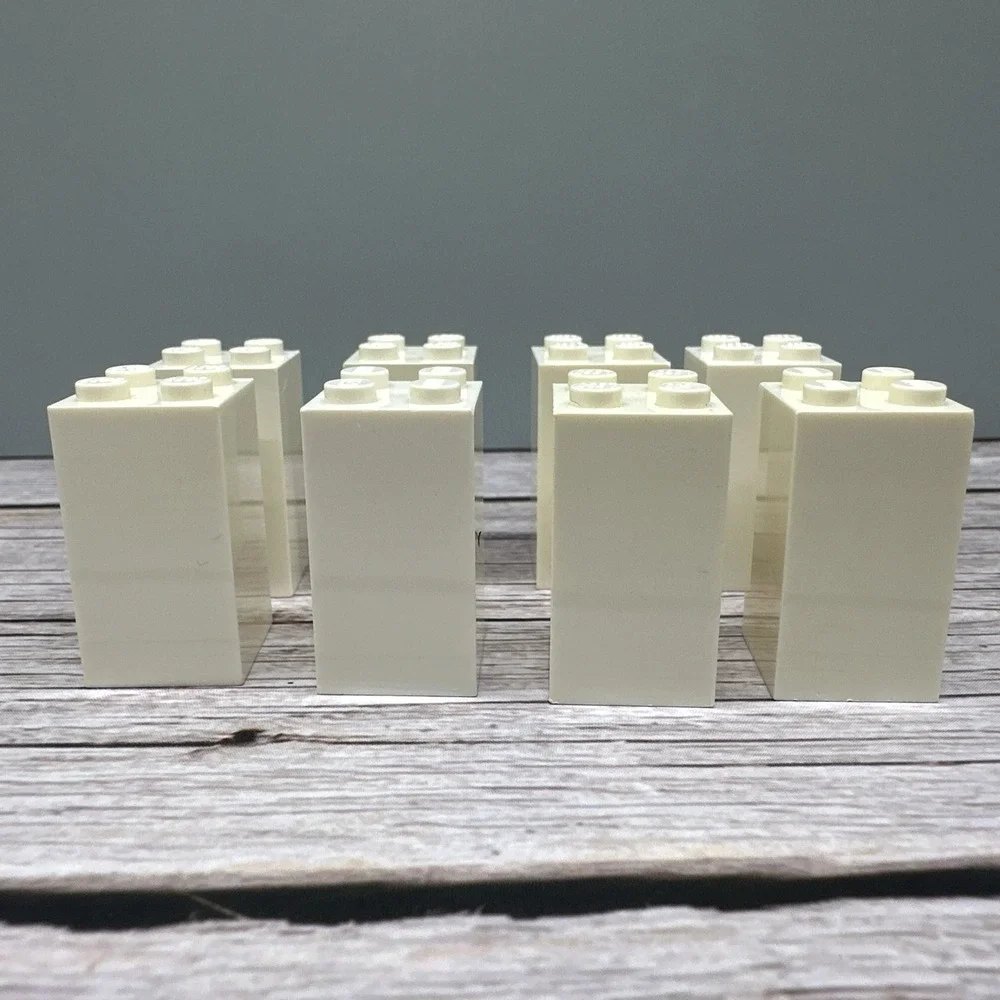 LEGO Parts 30145 White Brick 2x2x3 QTY 8